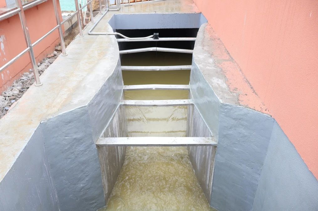 姜堰城區(qū)污水處理廠提標、擴建改造工程項目南區(qū)達標出水.jpg